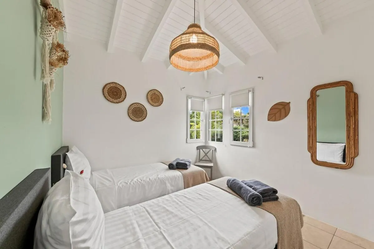 Spanish Keys Penthouse Jan Thiel Daire